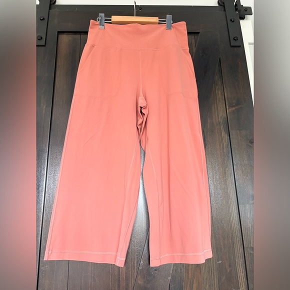 Lululemon Coral Wide-Leg Pants - Picture 1 of 3